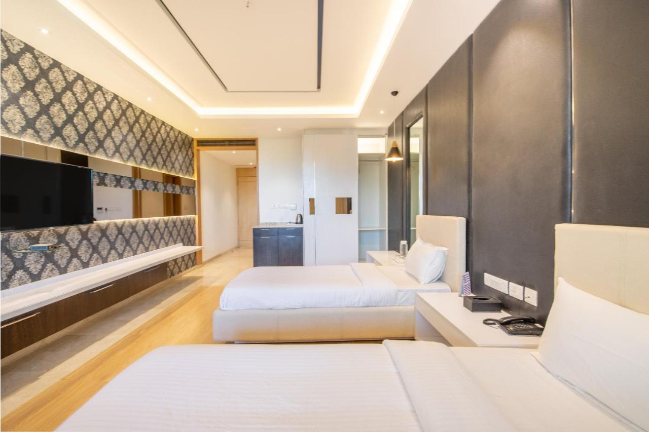 Palette Resorts - Hotel Sanhok Bangalore Esterno foto