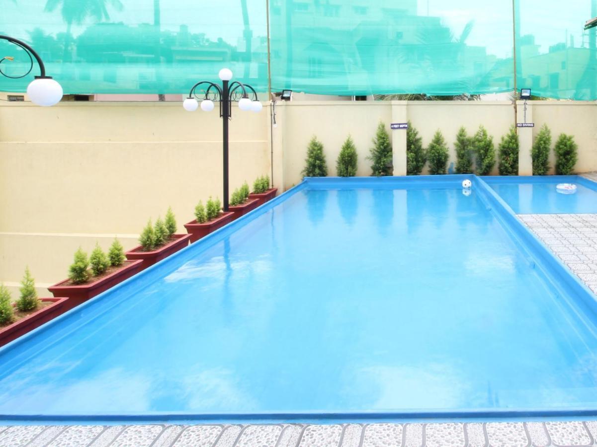 Palette Resorts - Hotel Sanhok Bangalore Esterno foto